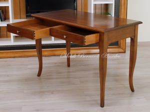Scrittoio classico da 120 cm in legno massello di noce con 2 cassetti e intarsio